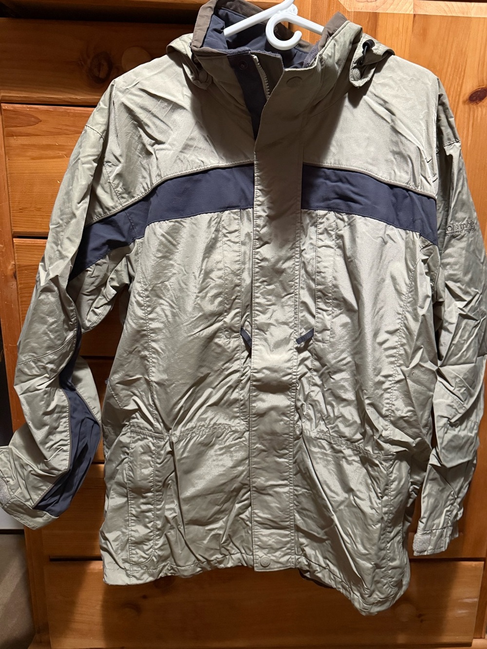 Men's Columbia Two-Tone Hooded Outdoor Jacket